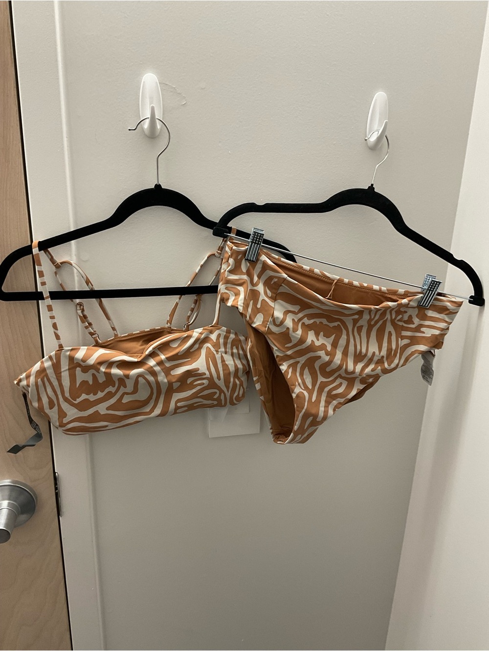 Vuori Size L Abstract Print Bikini Set